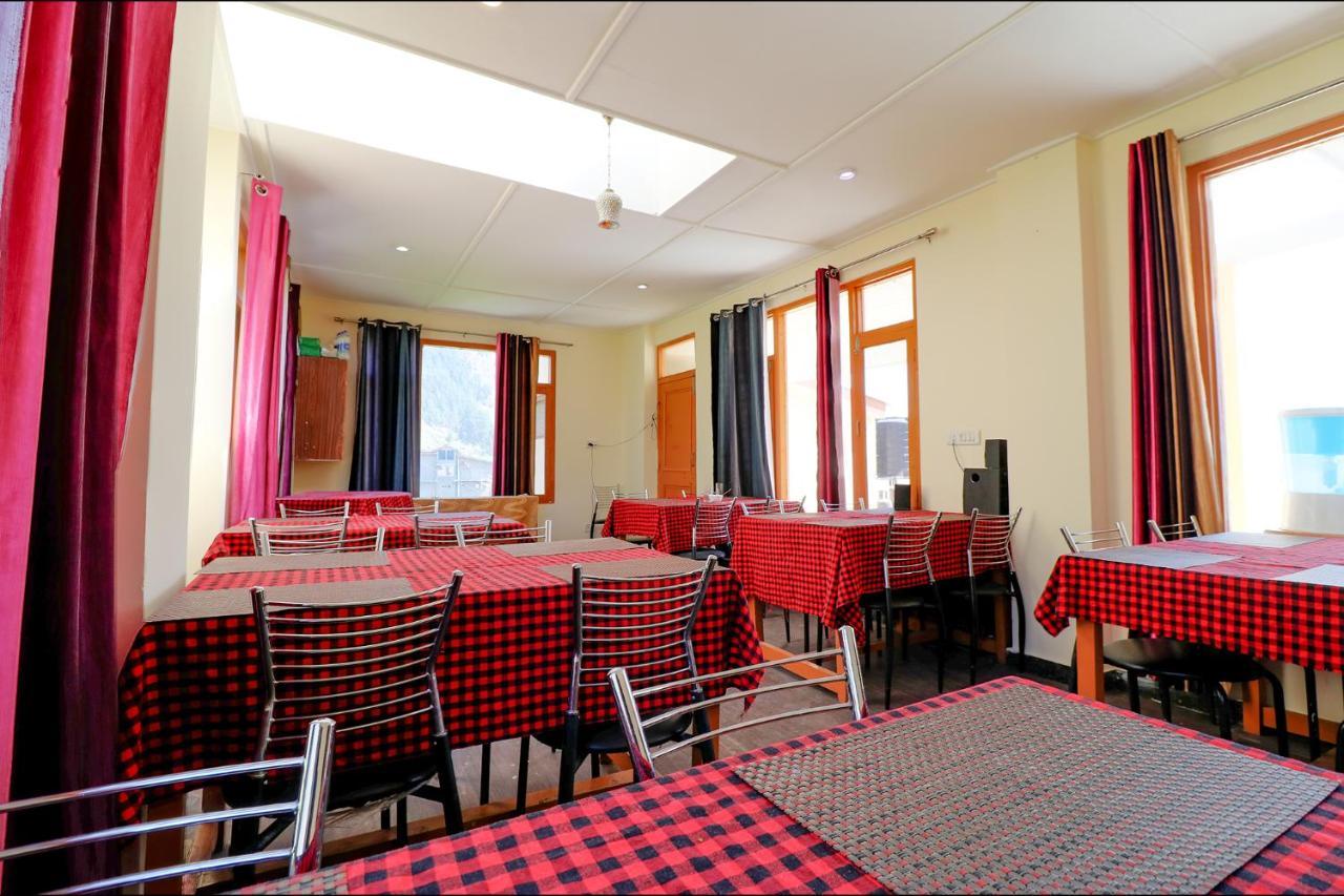 Fabhotel Mai Vrindavan Manāli Exteriör bild