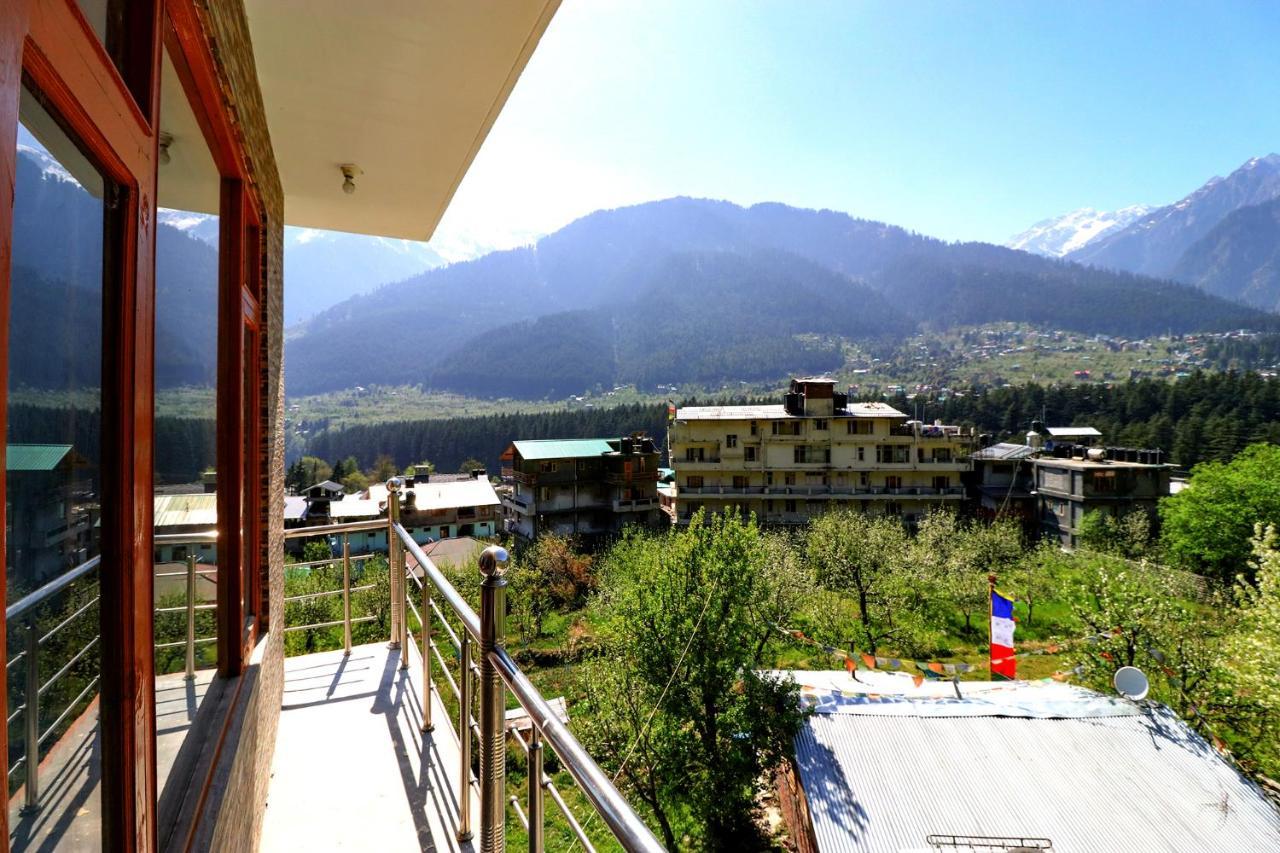 Fabhotel Mai Vrindavan Manāli Exteriör bild