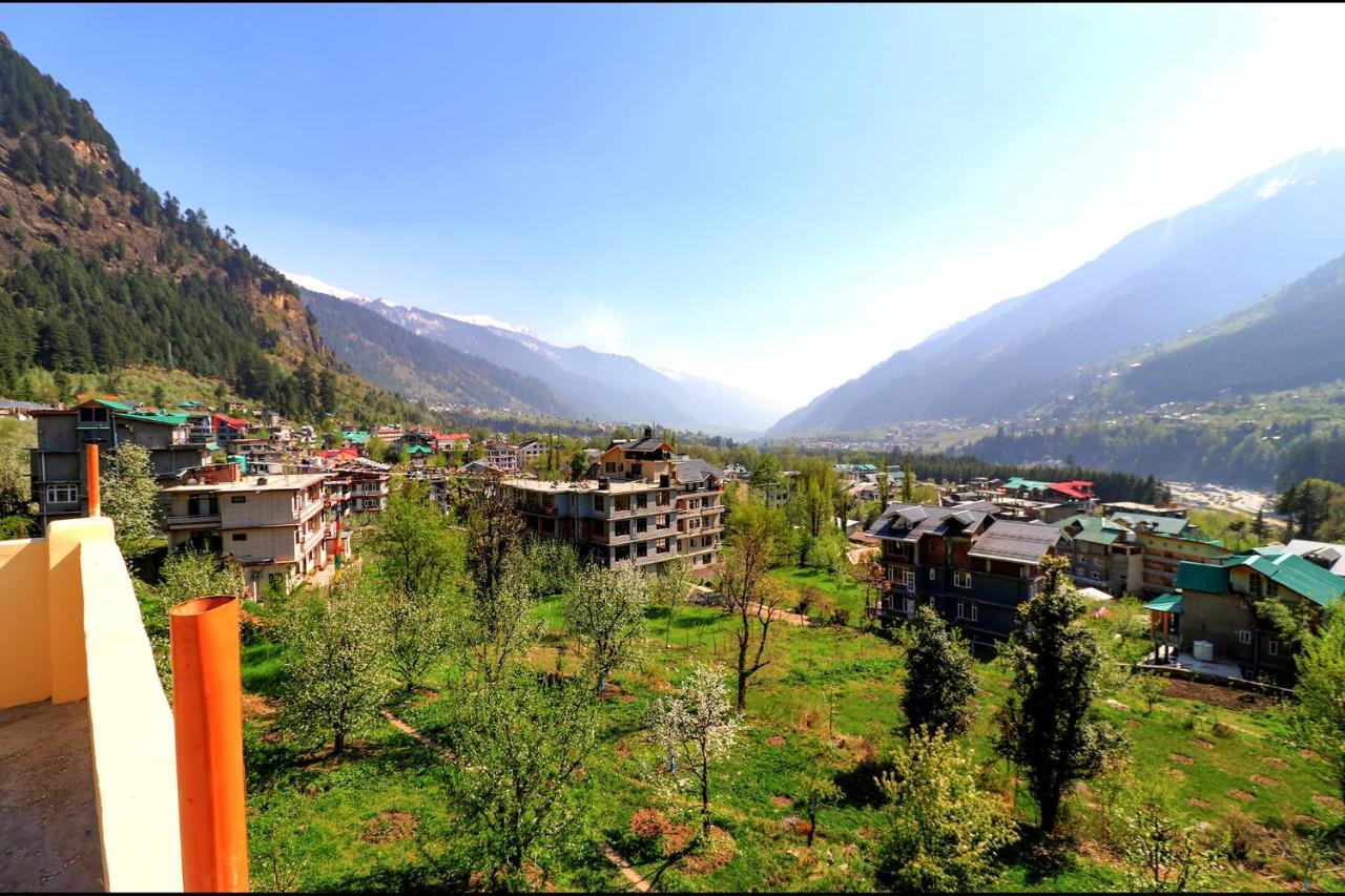 Fabhotel Mai Vrindavan Manāli Exteriör bild